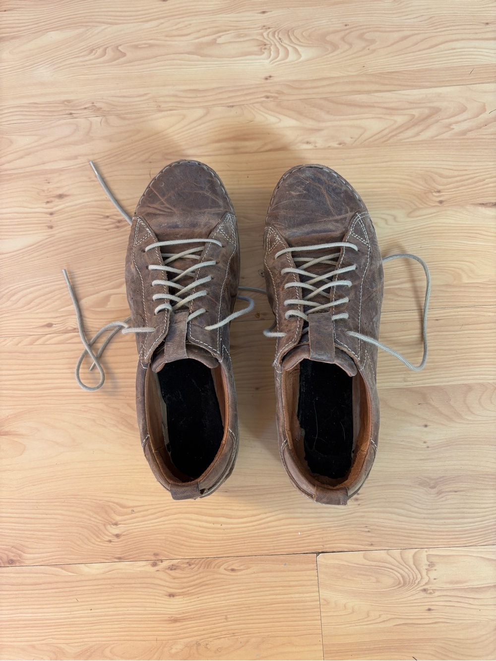 Joseph Seibel leather shoes - never worn (too big!)